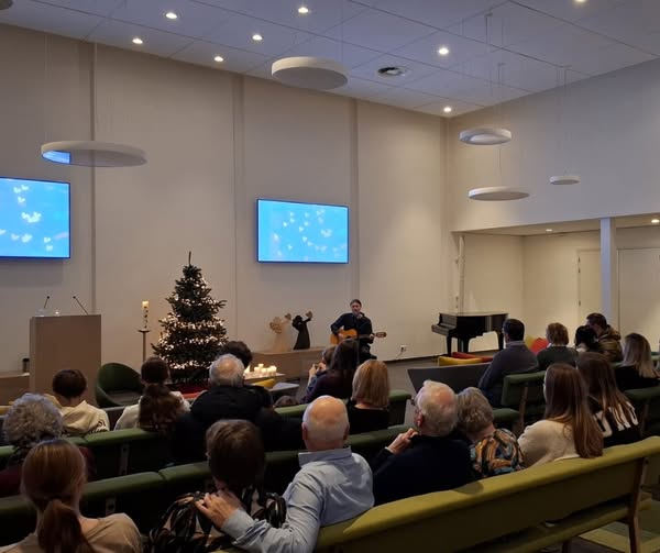 Een gedenkwaardige eerste Wereldlichtjesdag op 14 december